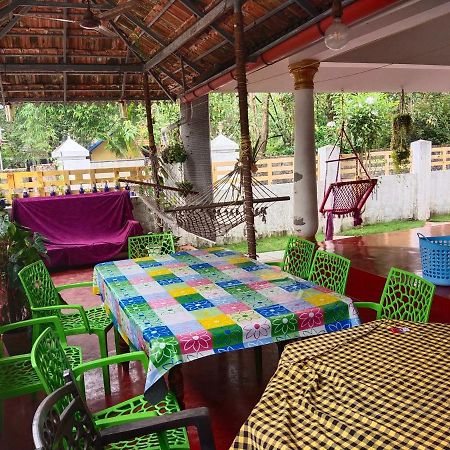 Marari Beach Clleetus Homestay Марарикулам Екстериор снимка