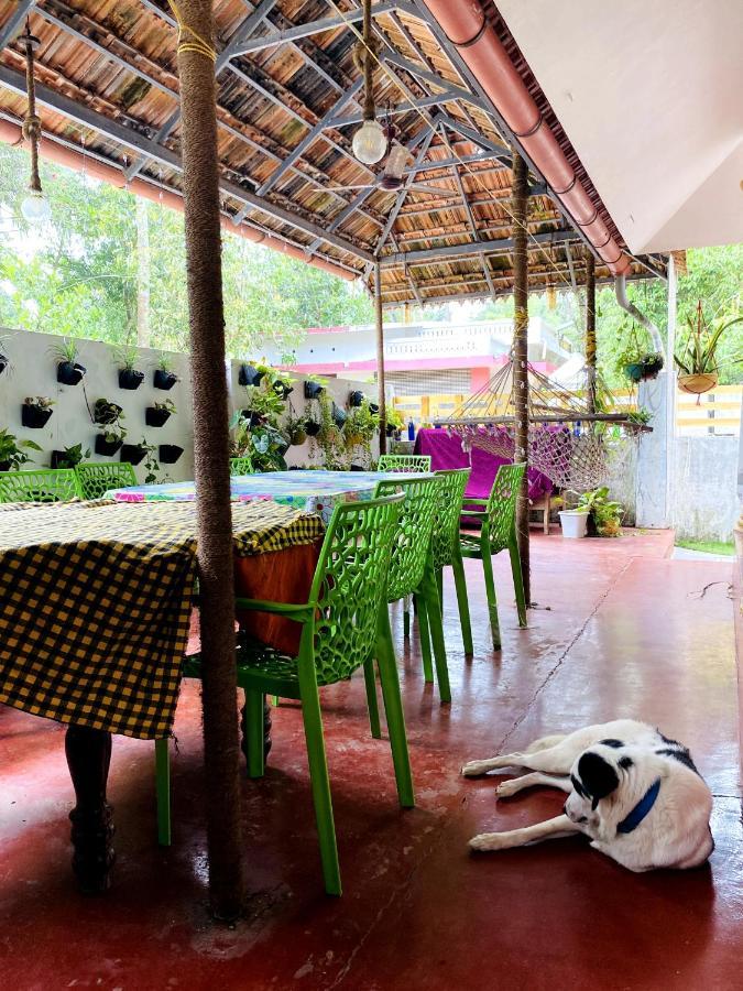 Marari Beach Clleetus Homestay Марарикулам Екстериор снимка